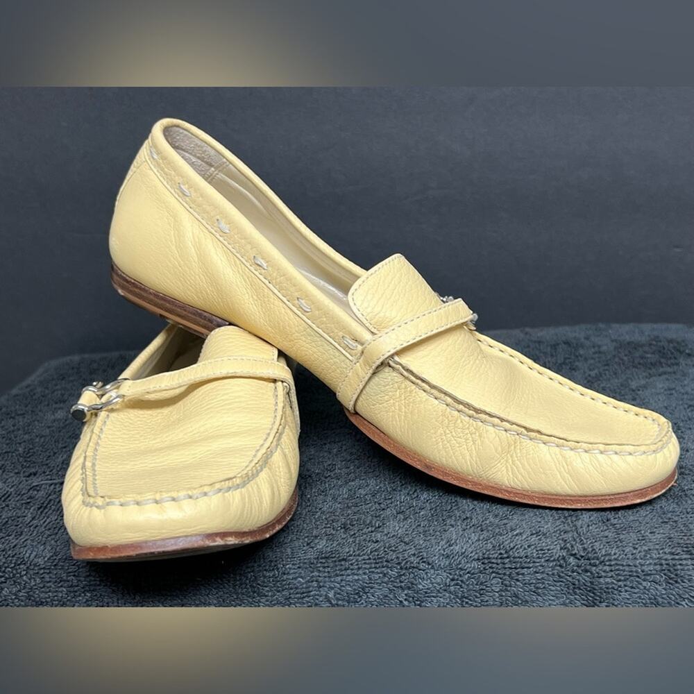 Burberry Yellow Pebbled Leather Loafers Silver Horsebit Hardware EU 39 8.5 - Picture 5 of 9